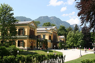 Kaiservilla in Bad Ischl mit Katrin Berg im Hintergrund, ©www.badischl.at